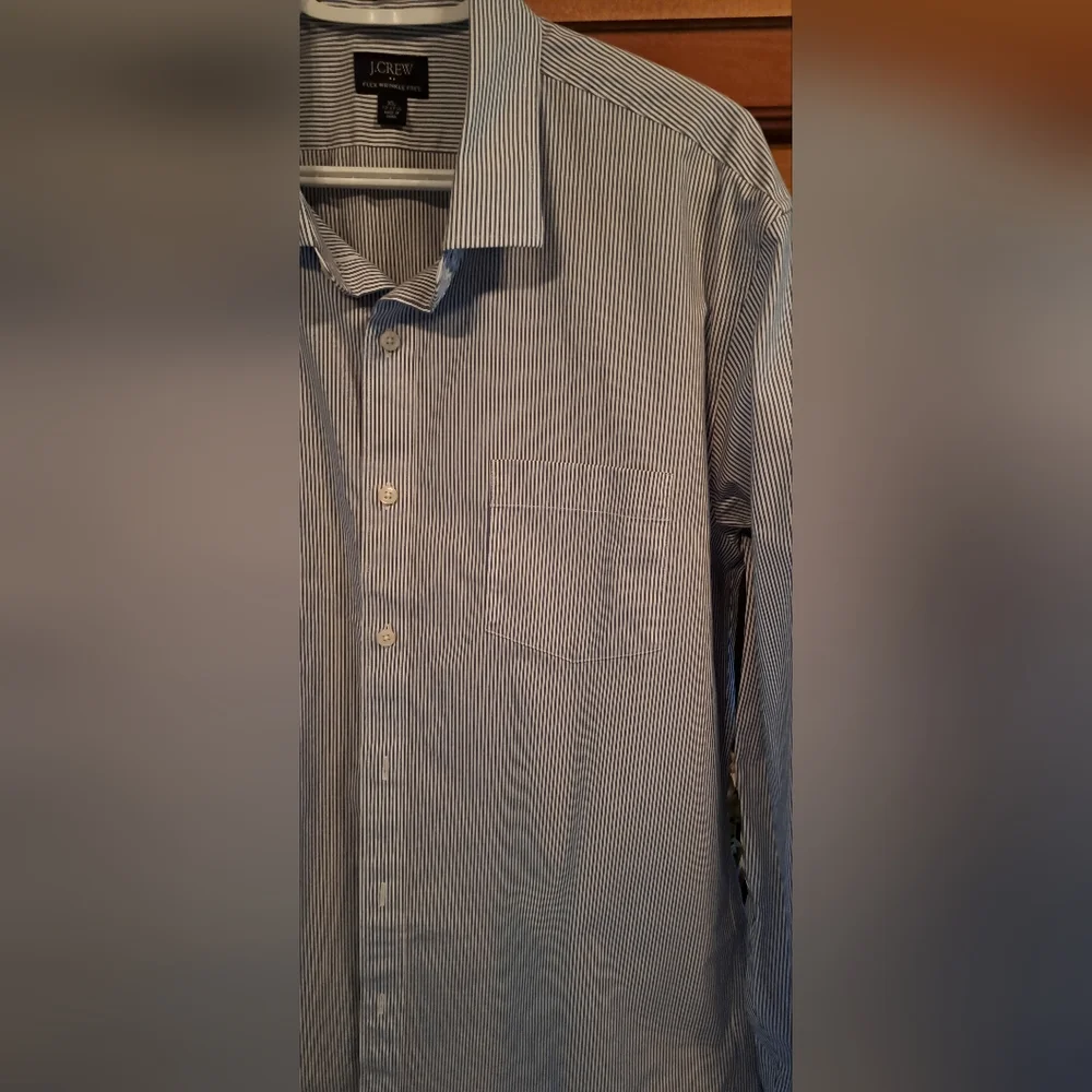 Mens J. Crew Thompson Button Down Dress Shirt  Wrinkle Free Size XL 17-17.